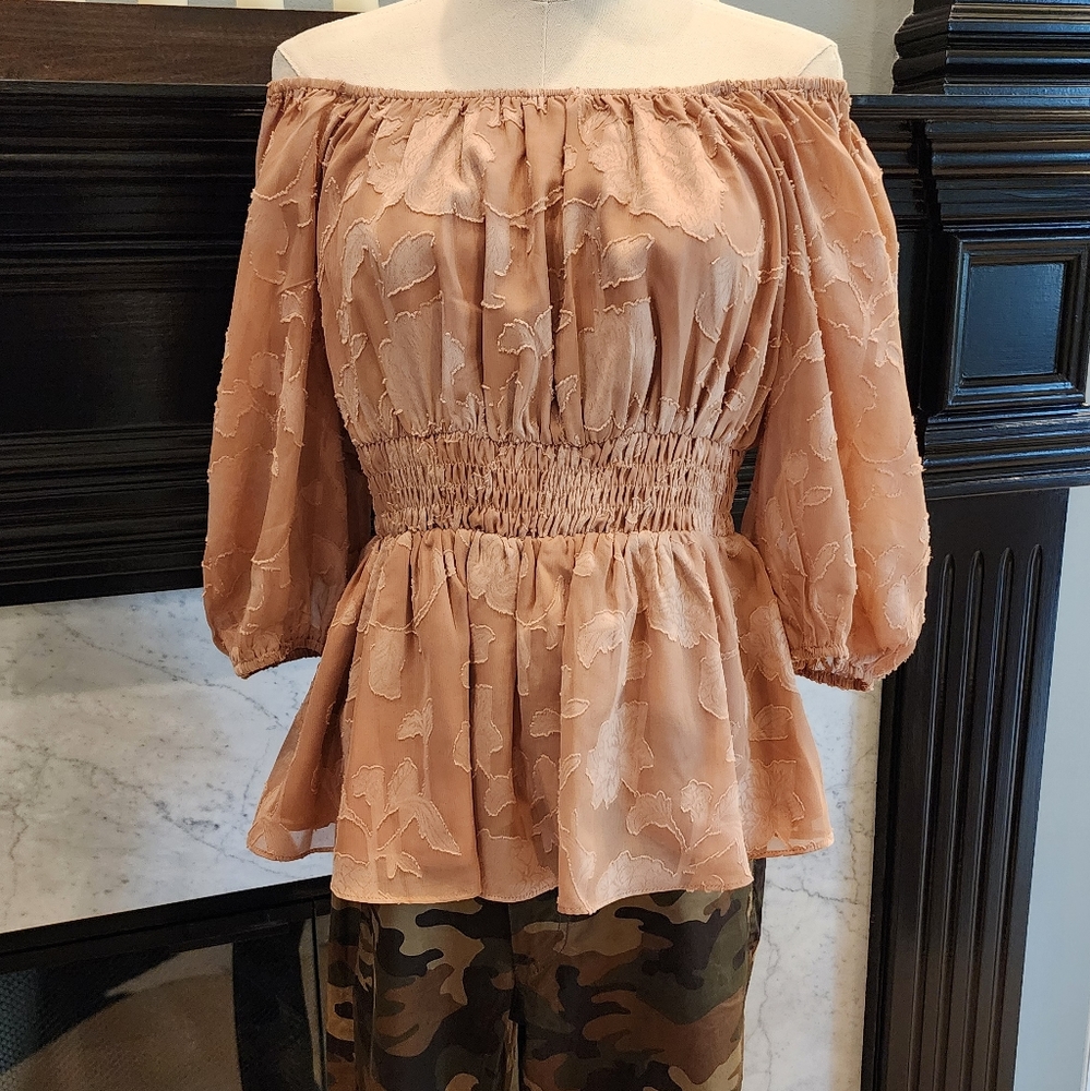 GRACE KARIN CHIFFON PEPLUM BLOUSE NWT. Size Large